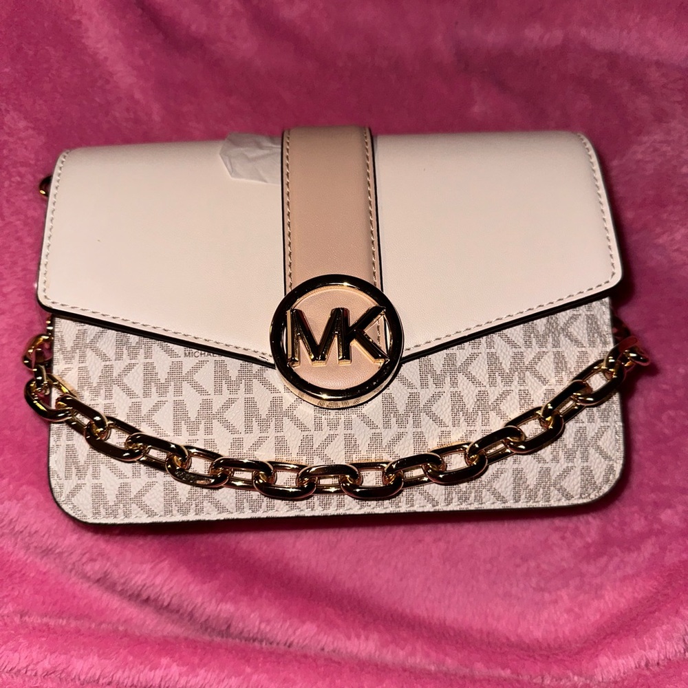 Michael Kors Carmen Crossbody Bag